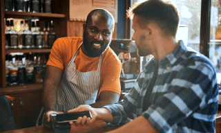 Consumers Spend More at Restaurants When Using Digital Wallets