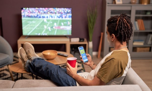 Brazilian Banks: Consumer Spending Cuts Could Be Due to Rise in Online Sports Betting