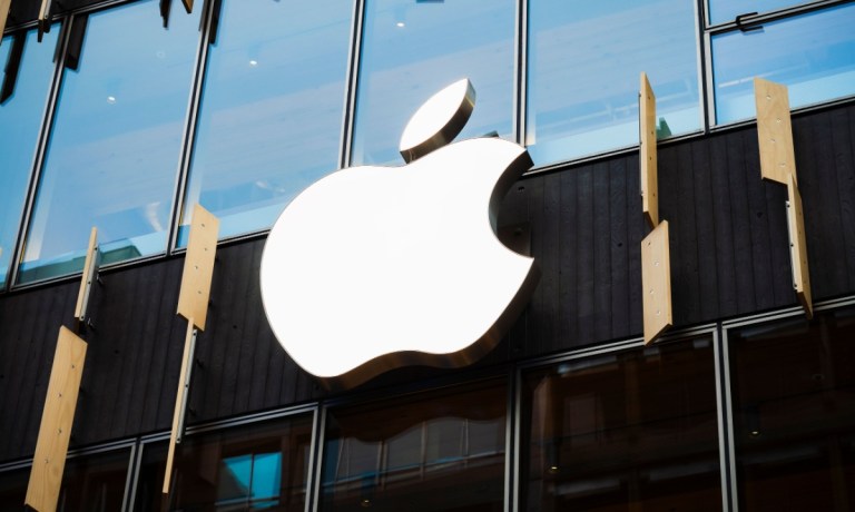 Japan's Antitrust Overhaul Targets Tech Titans Like Apple
