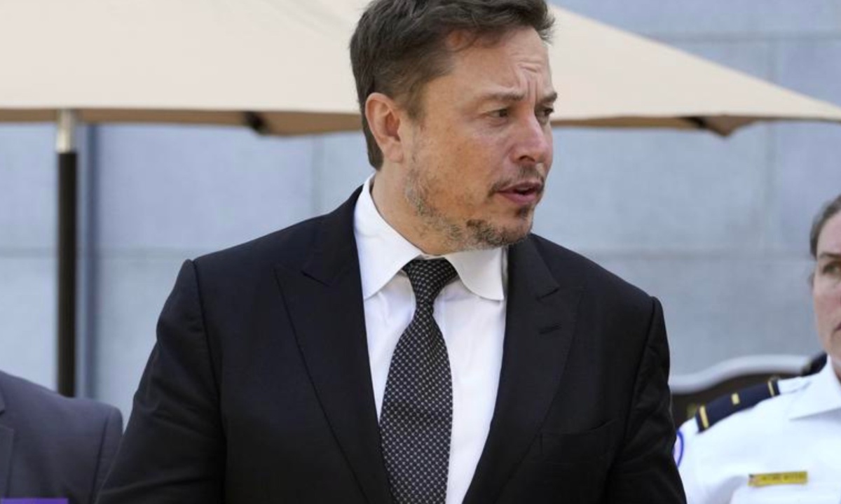 Elon Musk Predicts AI Will Surpass People, Sparking Dialogue