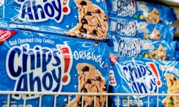Mondelez Sees US Snack Volume Decline Amid ‘Mixed’ Consumer Confidence
