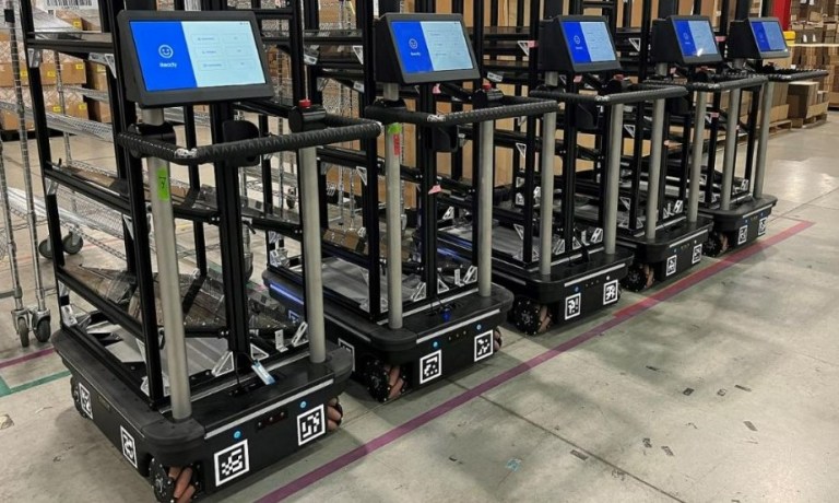 Mobile Robots and AI Help Modernize, Streamline Warehouse Workflows 