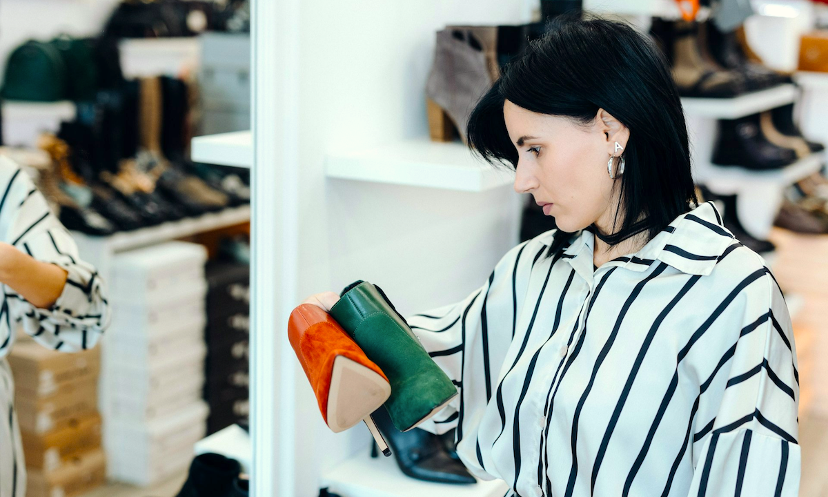 UK Card Spending Dips for First Time Since COVID