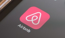 Airbnb Looks for Acceleration in Summer Travel but Guidance Disappoints  