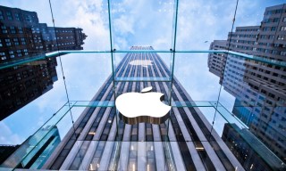 Apple’s Quarter Beat Muted Expectations, but China and AI Battlefields Loom Large 