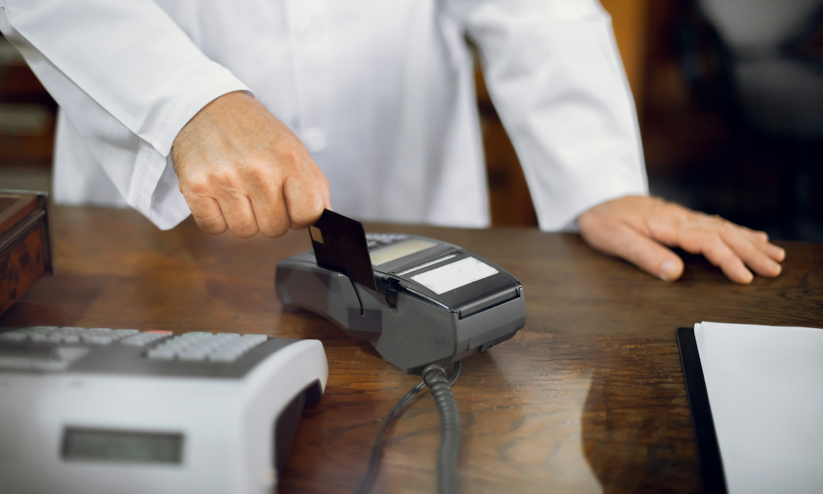 Report: Judge Expected to Reject Visa, Mastercard Swipe Fee Settlement