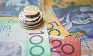 Australia’s Mobile Wallet Use Surges 12,000% Amid Cash Shortage