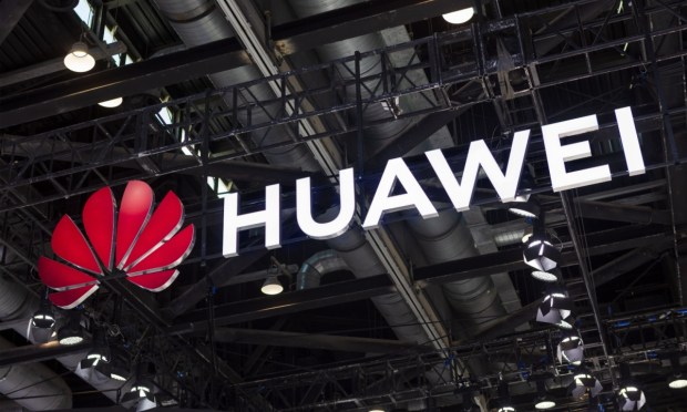 China’s Huawei Mulls In-App Purchase Fees as it Challenges Apple