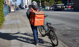 DoorDash Taps Astra to Fast-Track Instant Deposits for Drivers