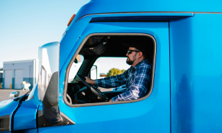 Instant Payments Could Be Incentive to Keep Truckers in Driver’s Seat