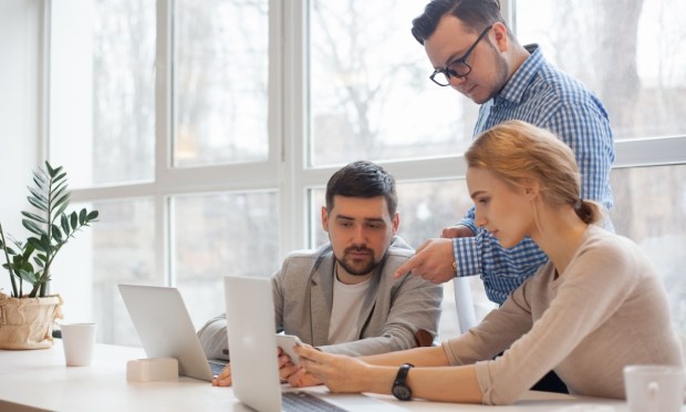 How Banks and Big Tech Use AI to Modernize Workflows