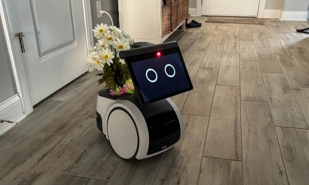 Amazon Drops SMB Robot to Focus on Home Robot