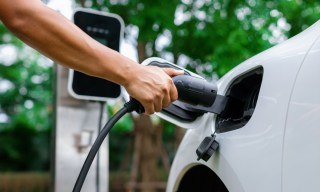 Starbucks Launches EV Charging Partnership With Mercedes