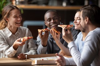Gen Z Diners Trade Down to Reduce Restaurant Spend