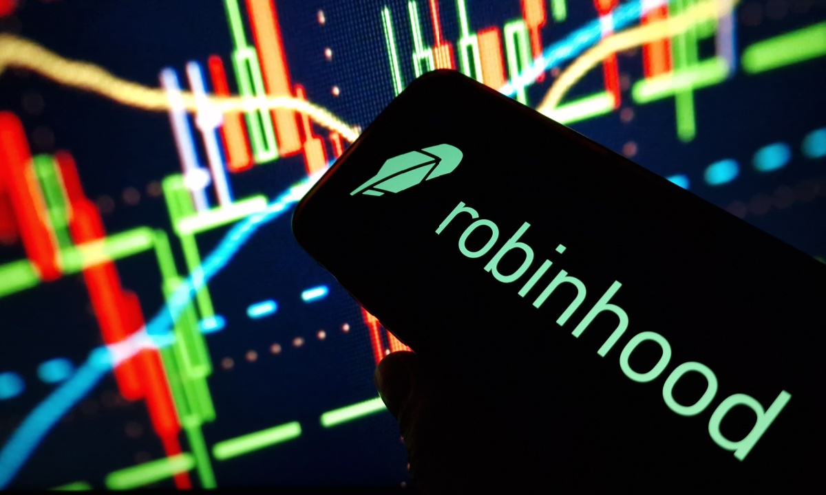 Robinhood Buys Pluto to Provide AI-Powered Investment Advice