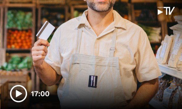 How Supplier-Friendly Card Solutions Improve Business Cash Flow