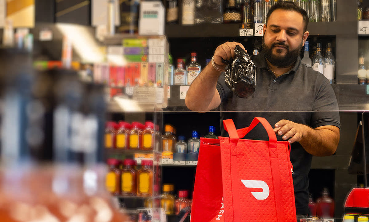 On-Demand Delivery Aggregators Expand Their Alcohol Businesses