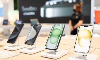 Apple Lowers iPhone Prices in India After Country Reduces Customs Duty