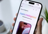 Apple Plays AI Catchup in Hopes of Creating New Mobile Commerce Frontier