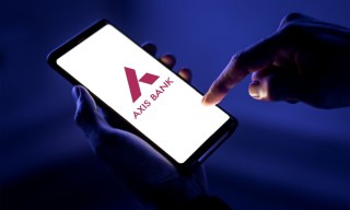 India’s Axis Bank and Visa Partner on ‘Ultra-Premium’ Credit Card