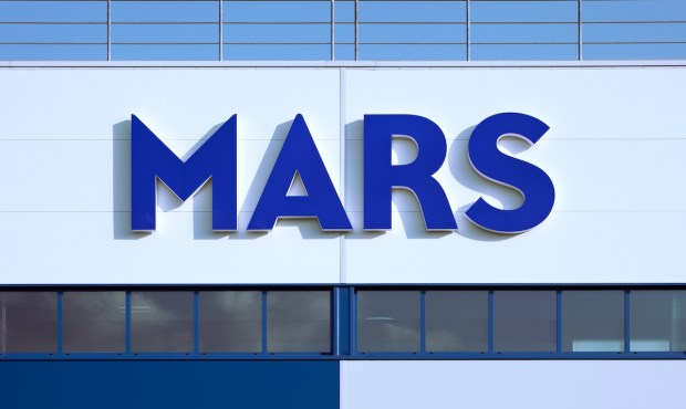 Mars Bids for Snack Giant Kellanova in $30 Billion Deal