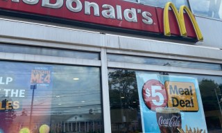 Fast-Food Chains Promote Value as Restaurant Prices Climb