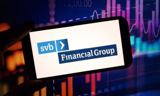 SVB’s Ex-Owner Ends Bankruptcy Amid FDIC Litigation