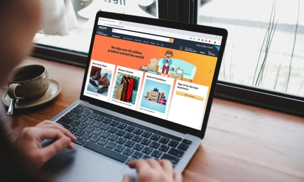 Battle of the Titans: Amazon, Walmart and the Multitrillion-Dollar US Retail Market