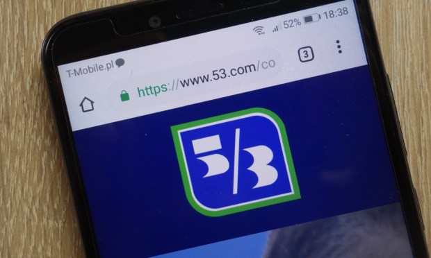 Fifth Third Expands Financial Education Programs to Include Junior High