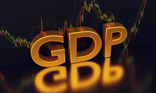 GDP’s 3.3% Surprise Masks Warning Signs in Household Habits