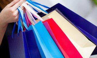 EU Saves as US Consumers ‘Drive Global Economic Train’