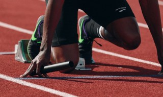 Shopify, Amazon and Google Heat Up AI Retail Race