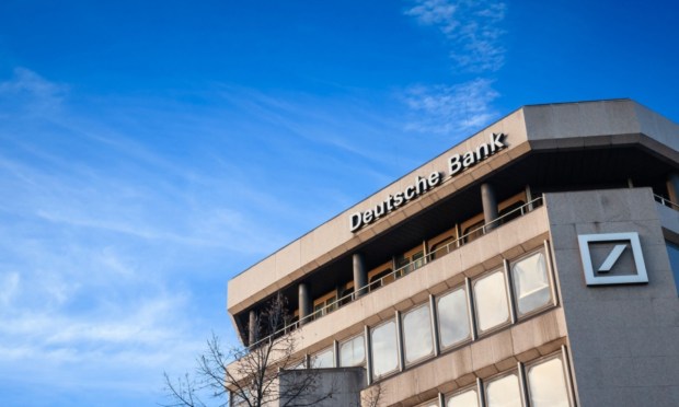 Deutsche Bank Wins New Business Thanks to Commerzbank Uncertainty