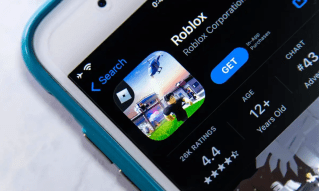 Roblox Incents Gamers to Skip the App Store