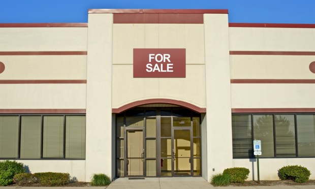 Banks ‘Kicking Can Down the Road’ on Commercial Property Loans