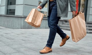 November Consumer Confidence Jumps, but Spending Plans Mixed