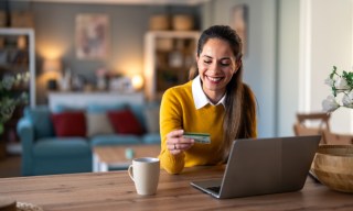 Retailers Exercise Data Readiness Muscle to Boost Holiday Spend and Customer Loyalty