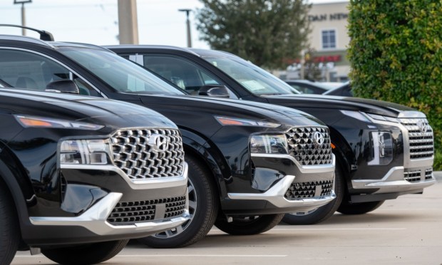 Amazon Begins Rollout of Car-eBuying Experience With Hyundai