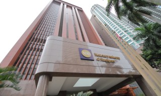 Monetary Authority of Singapore Fines JPMorgan Over Inaccurate Disclosures