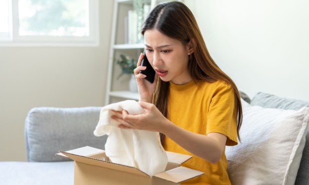 Shoppers Shun Retailers That Charge for Returns