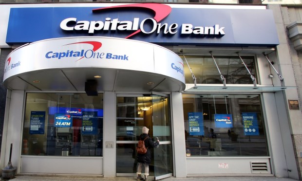 Capital One’s Card Purchase Volumes Grow 7%, Charge-Off Rate Is 6%