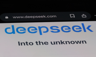 DeepSeek Faces Ban on US Government Devices