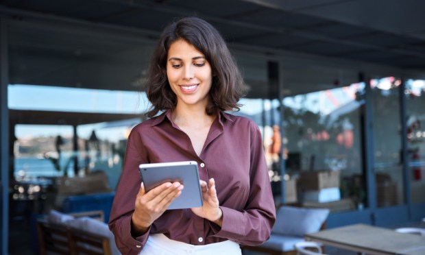 Neobanks Navigate SMB Market Potential and Regulatory Risks