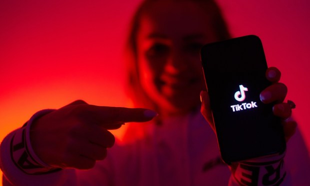 TikTok Begins Restoring Service After Trump Pledges Ban Reversal