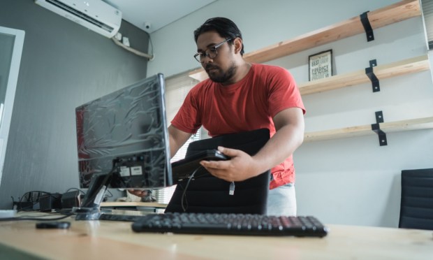 December Sees 1.5% Rise in Business Applications, Signaling Cautious Optimism