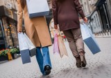 US Consumers Spend ‘Robustly’ After Almost $1 Trillion Holiday
