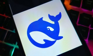 DeepSeek Pitches Deep Discounts Amid Fierce AI Competition