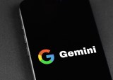 Alphabet’s AI Bet: Google Plans Ads for Gemini Amid Slowing Growth
