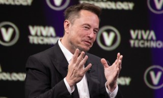 Elon Musk-Led Investor Group Submits Bid to Buy OpenAI Nonprofit