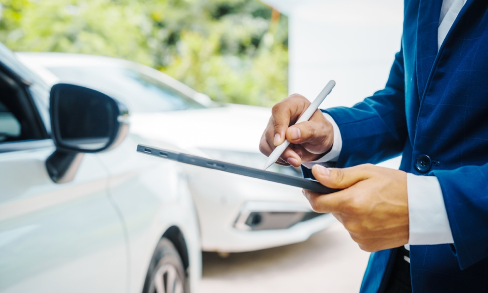 car insurance adjustor